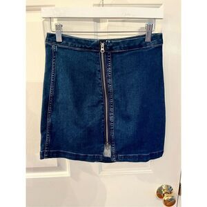 Free People Zipper Front Stretch Denim Skirt sz M 8-10 EUC